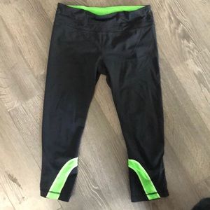 Lululemon crop workout leggings